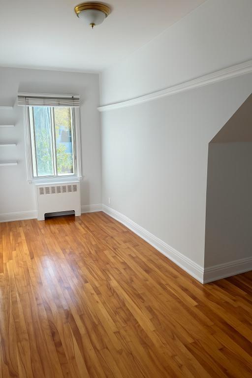 Ahuntsic Grand bas de duplex entièrement rénové à louer– Disponible