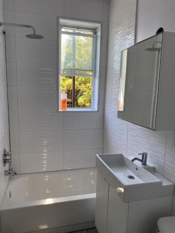 5 1/2 - Montréal (Verdun) - 1 785 $/mois