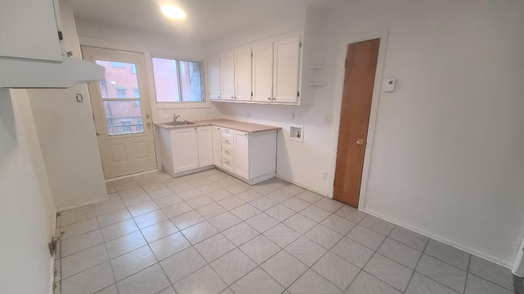 4 1/2 Rénové - Saint-Michel