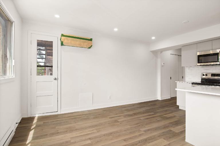 1 CH - 1 SDB - Montréal - $1,295 /mo