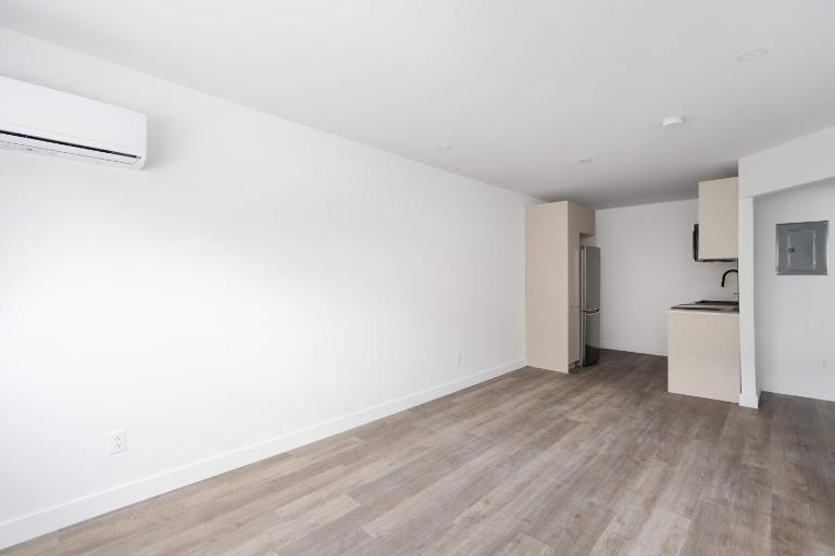 1 CH - 1 SDB - Montréal - $1,245 /mo