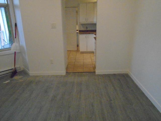 5 ½ rue Dufresne Montréal LIBRE