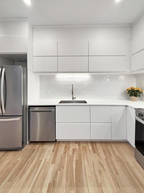 4 1/2 - Montréal (Centre-Sud) - 2 350 $/mois