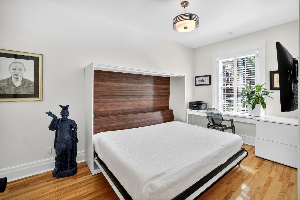 Superbe rez-de-chaussée entièrement meublé au cœur du Mile-End !