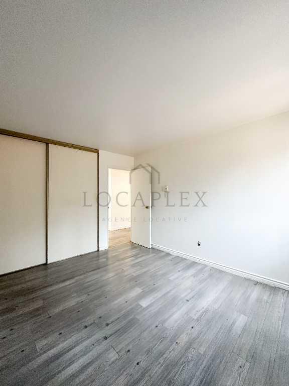 3½ à louer à Rosemère – Piscine, balcon, secteur paisible et recherché – Dès maintenant!