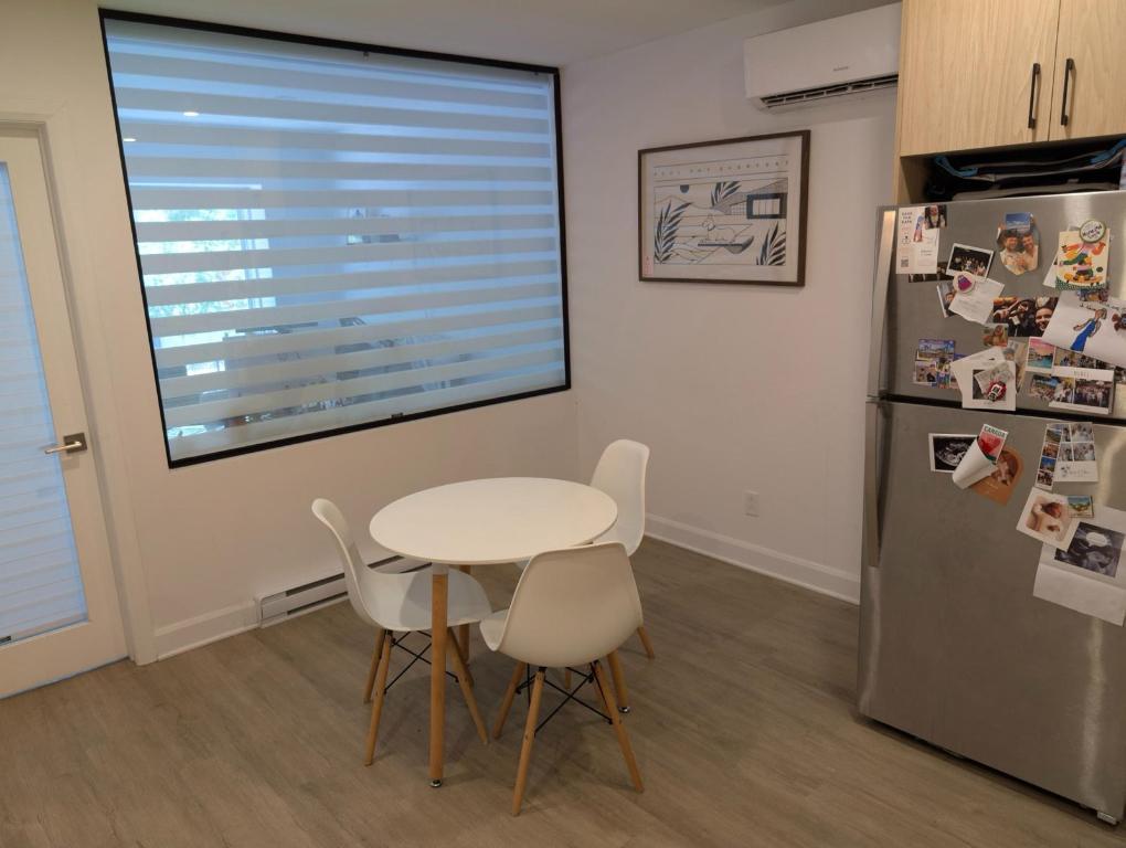 4 1/2 – CESSION DE BAIL PLATEAU MONT-ROYAL – DISPO LE 11/12/2025