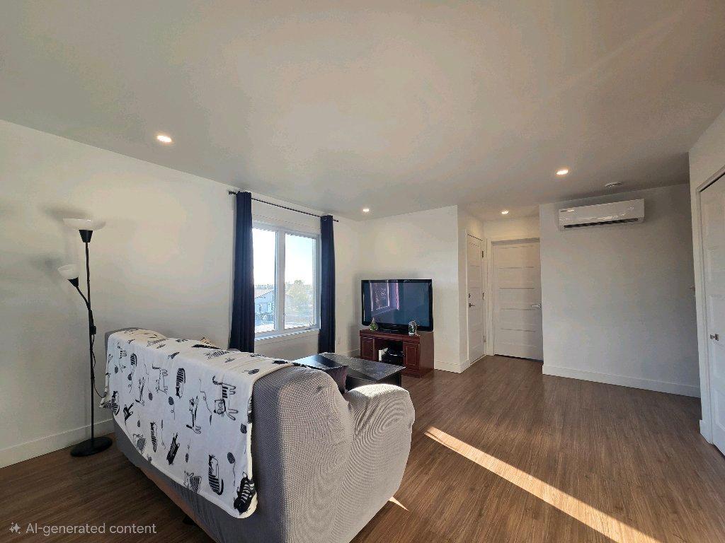 Grand 4 1/2 moderne et lumineux