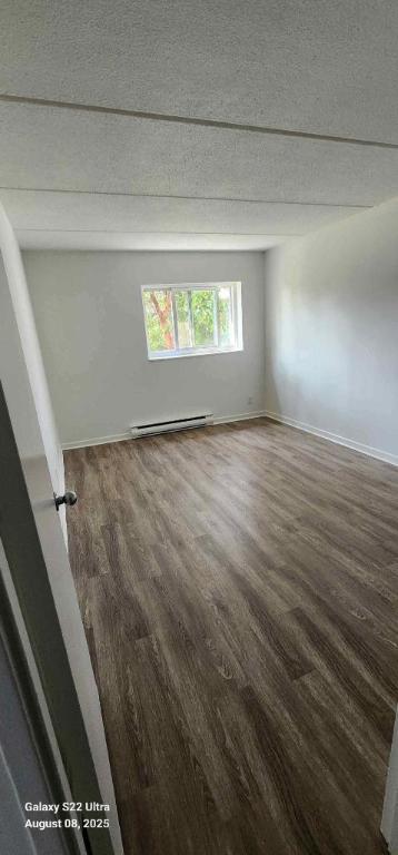 2 CH - 1 SDB - Gatineau - $1,695 /mo
