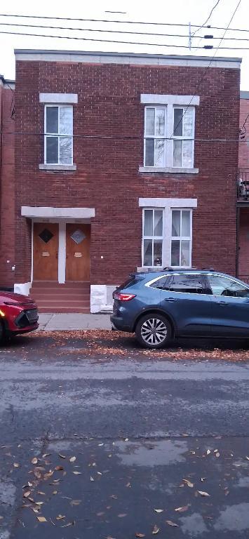 5 1/2 Point St.-Charles