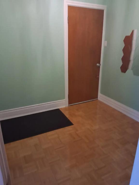 5 1/2 Point St.-Charles