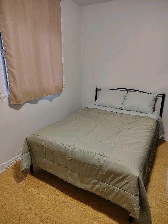 beau 3 1/2 meublé tt inclus métro joliette libre immédiatement