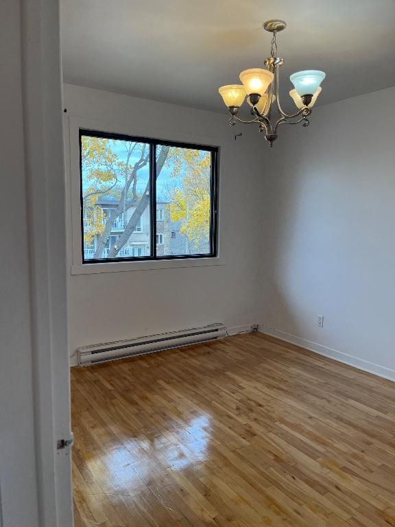 Grand 5 1/2 a louer (Semi meublé)