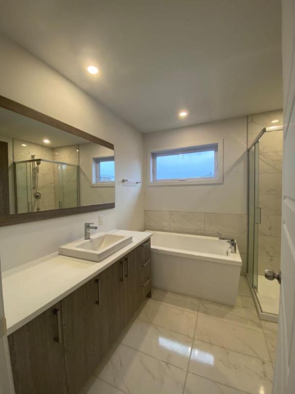 5 1/2 - Longueuil (Saint-Hubert) - 2 150 $/mois