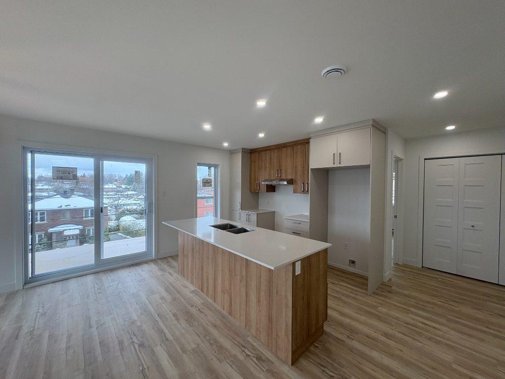 4 ½ neuf à louer à Sherbrooke