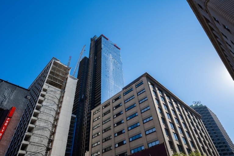 1 CH - 1 SDB - Montréal - $2,100 /mo