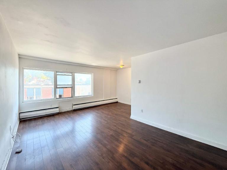 1 CH - 1 SDB - Westmount - $1,350 /mo