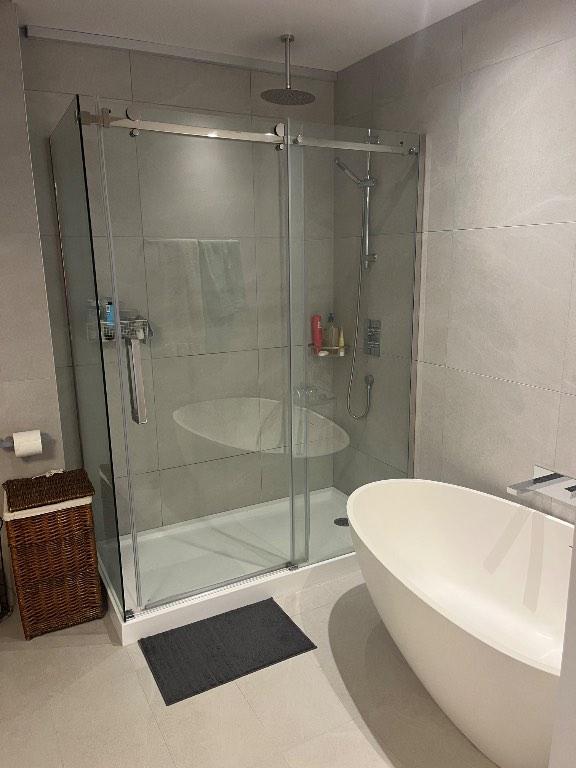 3 1/2 à louer avec stationnement intérieur