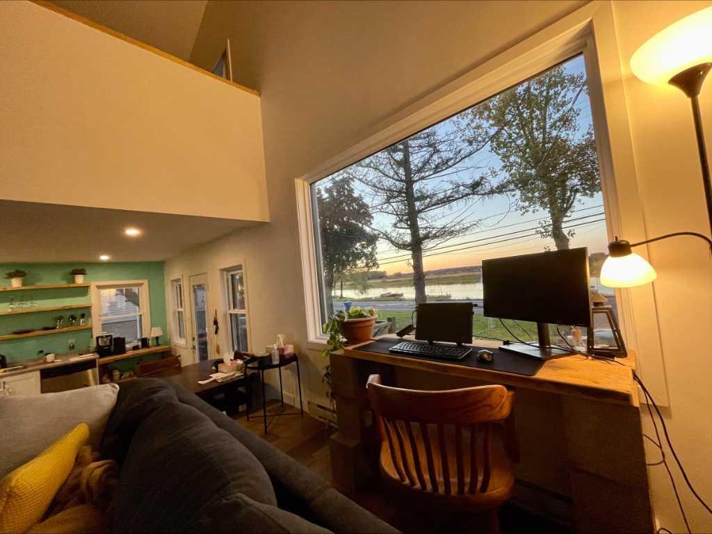 Maison au bord de l'eau 1h de montréal