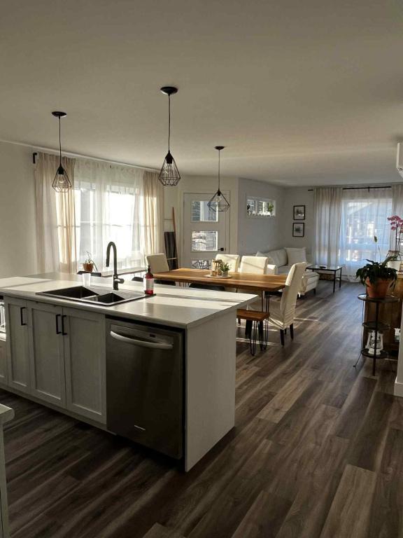 Logement 4 1/2 à Saint-Ambroise