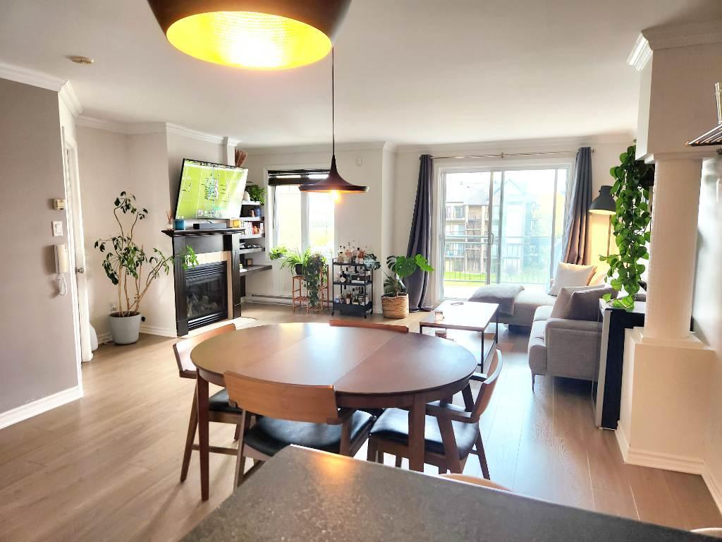 Spacious 4.5 Condo for Rent Near Dix30 & REM