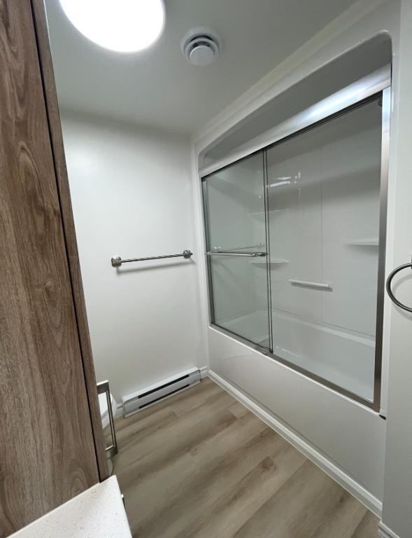 Beau grand 5 1/2 entièrement rénové