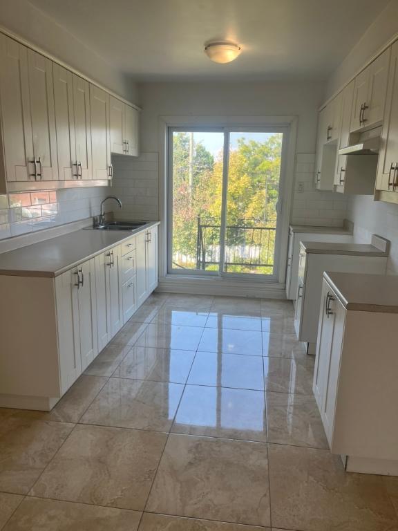 4 1/2 NOUVEAU ROSEMONT- LIBRE IMMÉDIAT