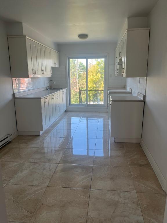 4 1/2 NOUVEAU ROSEMONT- LIBRE IMMÉDIAT