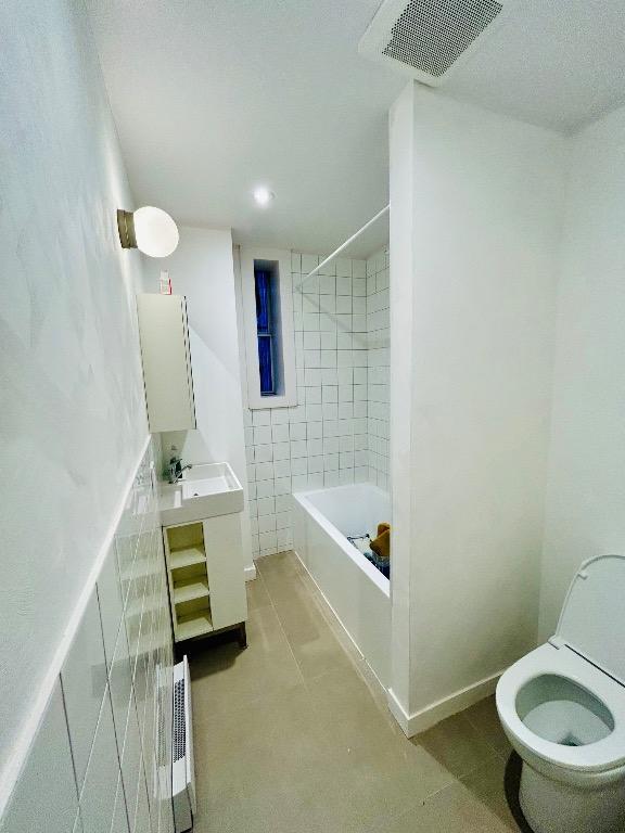 Superbe 6 1/2 rénové et disponible