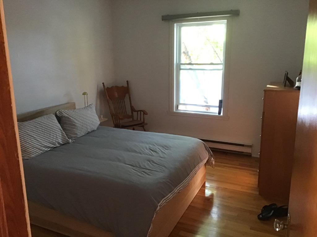 Grand 4 1/2 au 2ieme étage ensoleillé dans Ahuntsic