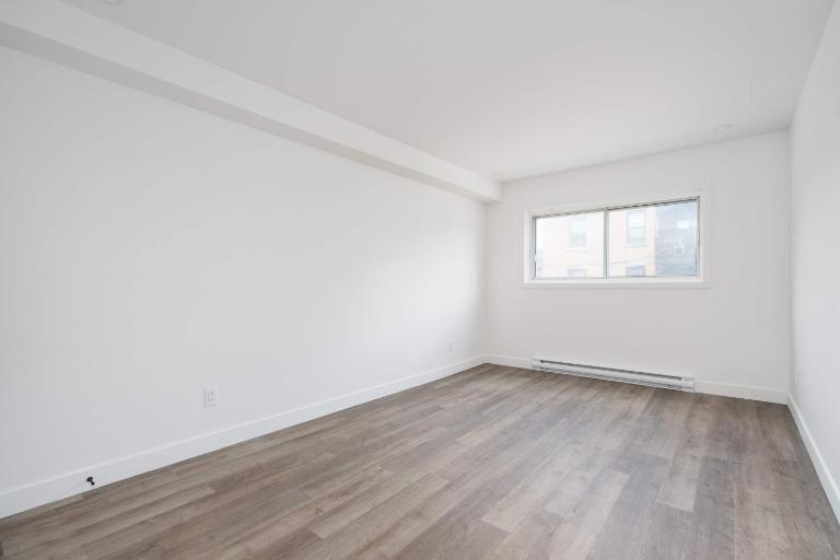 1 CH - 1 SDB - Montréal - $1,495 /mo