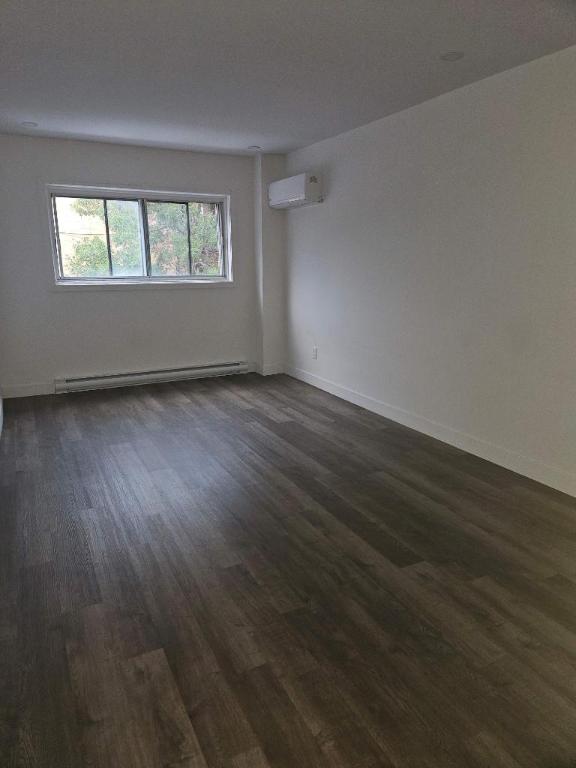 2 CH - 1 SDB - Montreal - $1,695 /mo