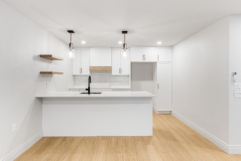 4 1/2 À LOUER | NORTH HATLEY | #11