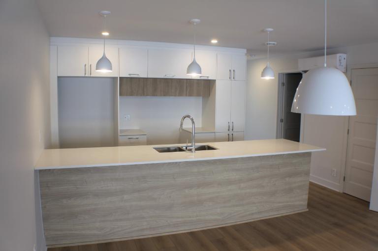 2 CH - 1 SDB - Granby - $1,575 /mo