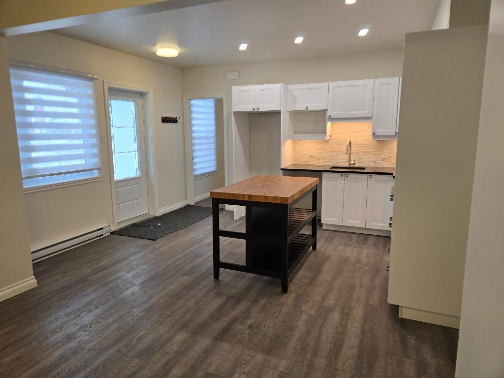 4 1/2 apartment chaufe a cookshire