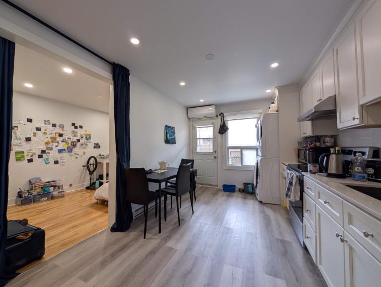 2 CH - 1 SDB - Montréal - $1,600 /mo