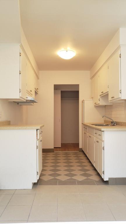 3 1/2 Rénové Chauffé/Eau Chaude/Entrée Laveuse et Sècheuse 1 AVRIL 2026