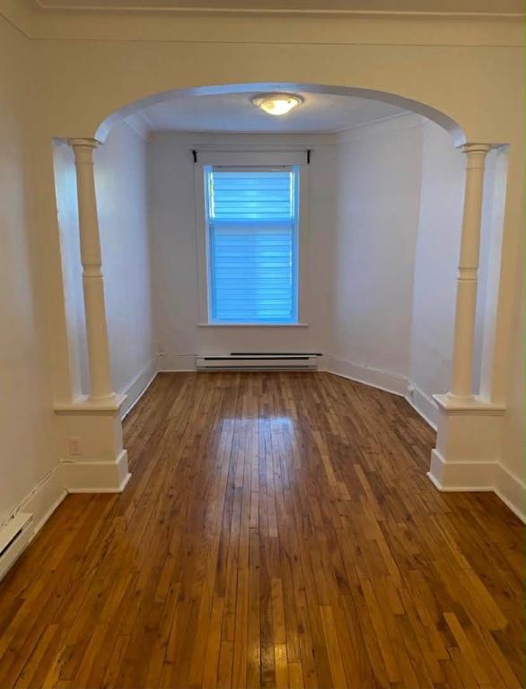 51/2 Montréal Mercier-Anjou métro Cadillac