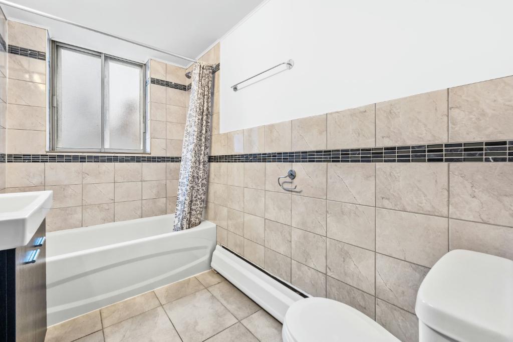 Superbes 4½ et 5½ à louer — Disponibles dès maintenant ! 🌟 Grand, lumineux, moderne et idéalement situé !Superbes 4½ et 5½ à louer