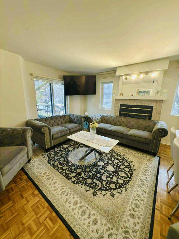 Grand condo 3 chambres idéal pour familles – LaSalle (Angrignon)