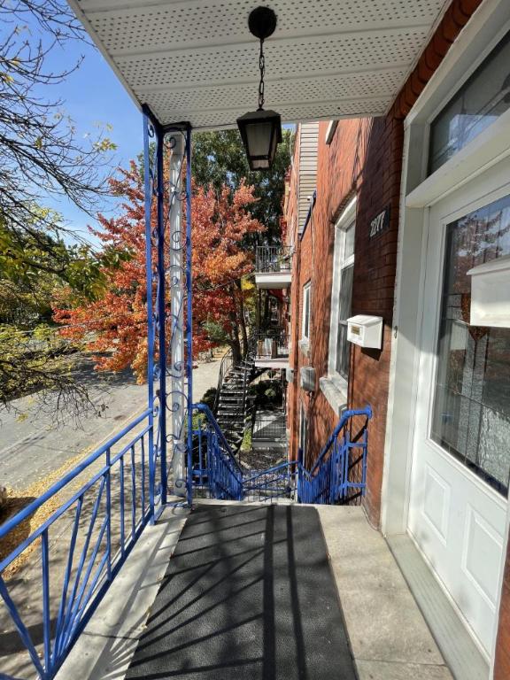 6 1/2 - Montréal (Centre-Sud) - 2 150 $/mois