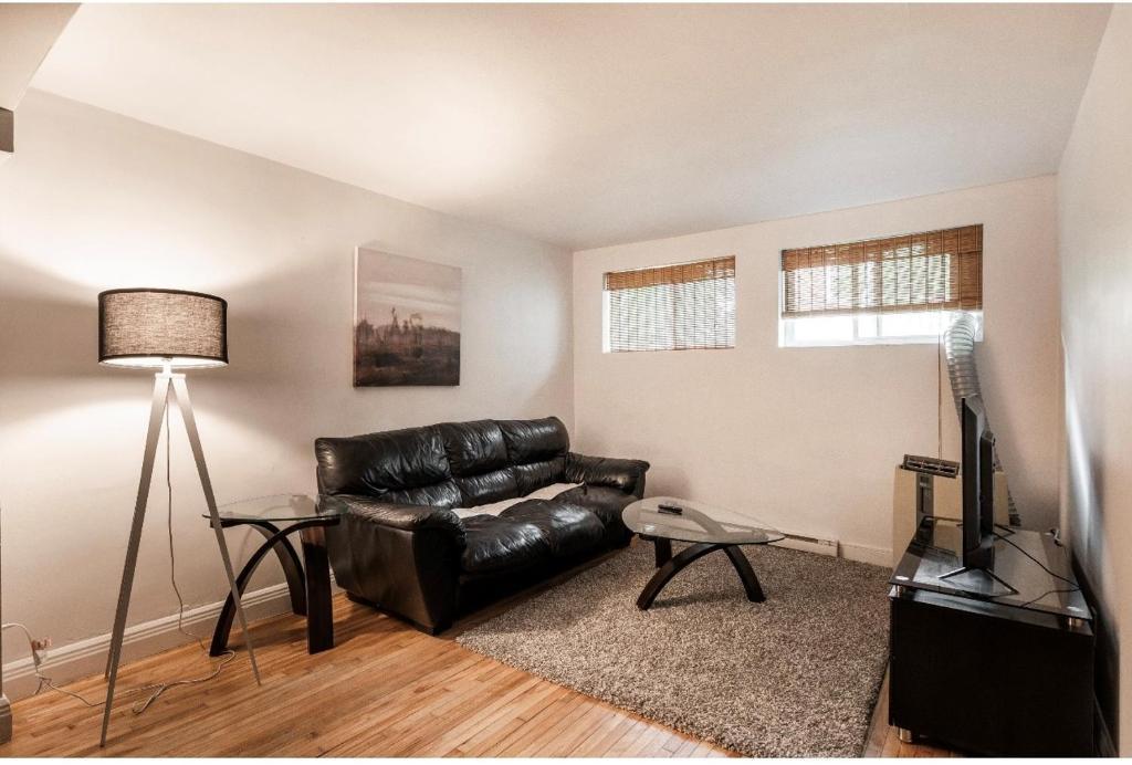 Appartement 4 1/2 - 2 chambres à coucher – 75 m² (817 p2)