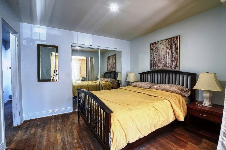 SHOPS ANGUS (MÉTRO PRÉFONTAINE) - 3 1/2 - 55 m² (600 p2)