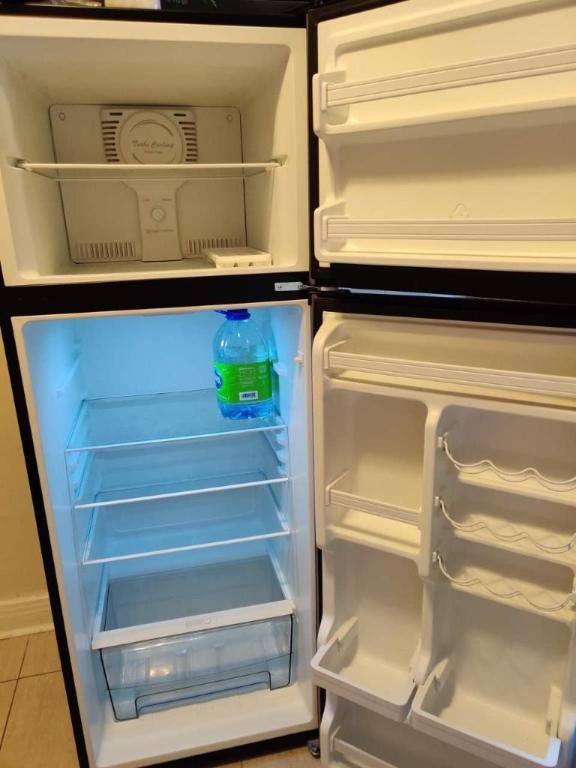 3 ½ SPACIEUX & BIEN ENTRETENU