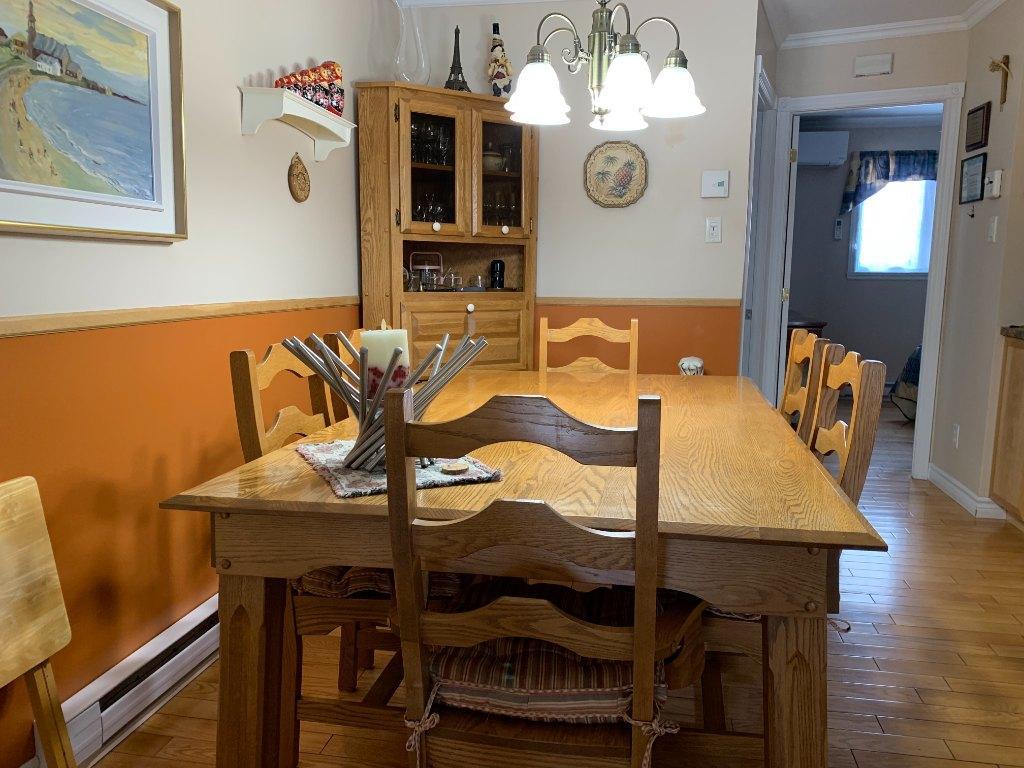 Maison de ville avec garage à louer