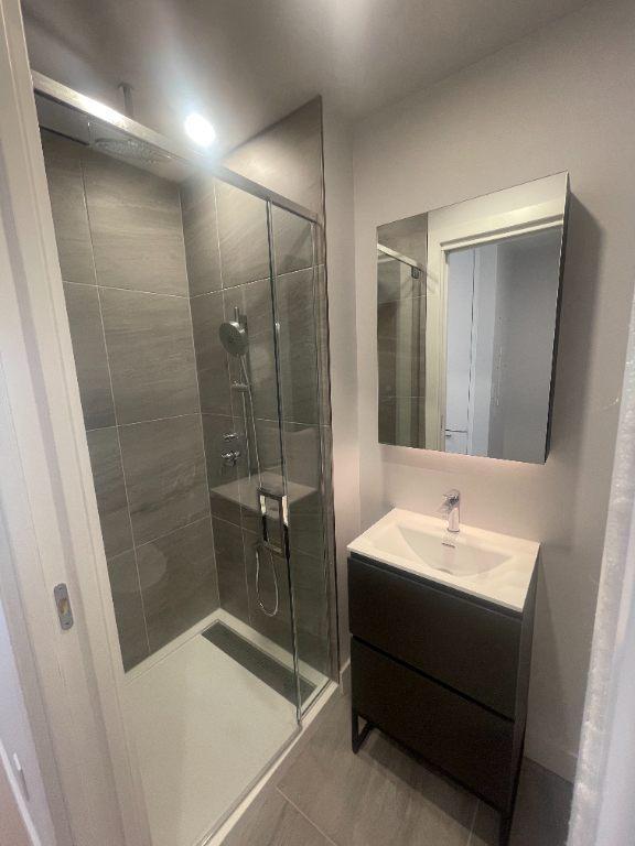 Condo moderne à louer – Vue exceptionnelle au cœur du centre-ville