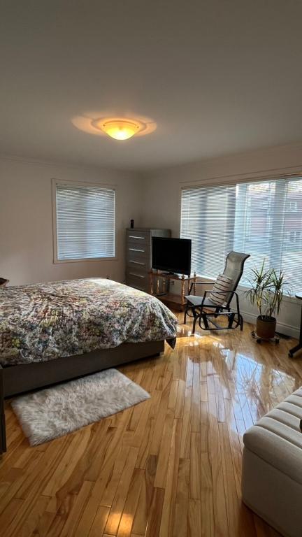 maison 4 1/2 paisible, vue sur l'eau