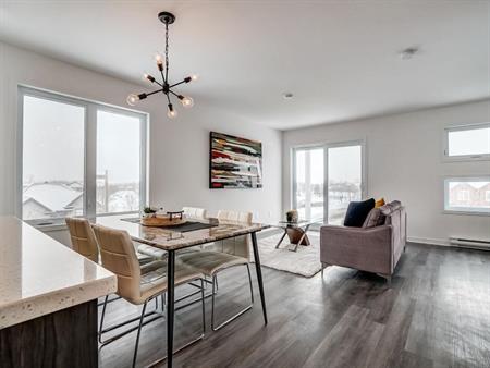 (Gatineau) Magnifique logement de 2 chambre style condo de luxe