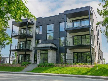 Charmant Appartement 5 1/2 à louer - Estrie / Lac-Mégantic - Tranquilité et vue splendide sur le Lac-Mégantic !