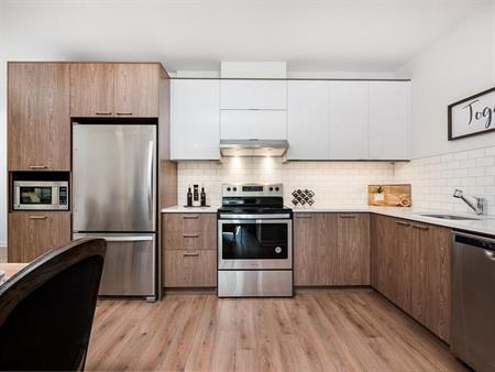 Appartements à 2 chambres (4 1/2) + 1.5 Salles de Bain | Style condo à Brossard