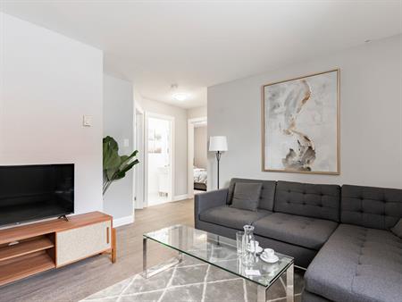 Saint Laurent 3 Bedroom - 1415 - 1800 Rue Crevier, Saint-Laurent